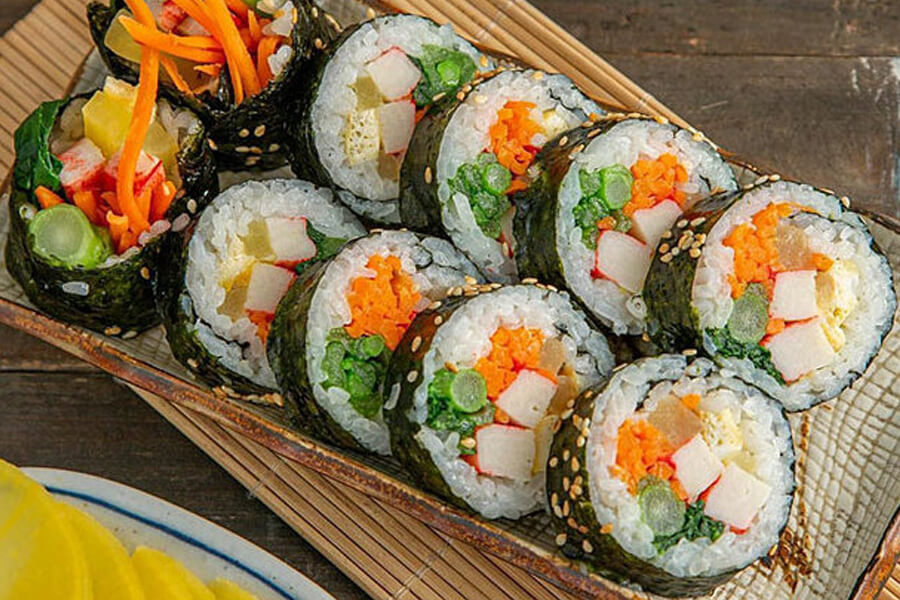 Cách chế biến thanh cua làm sushi